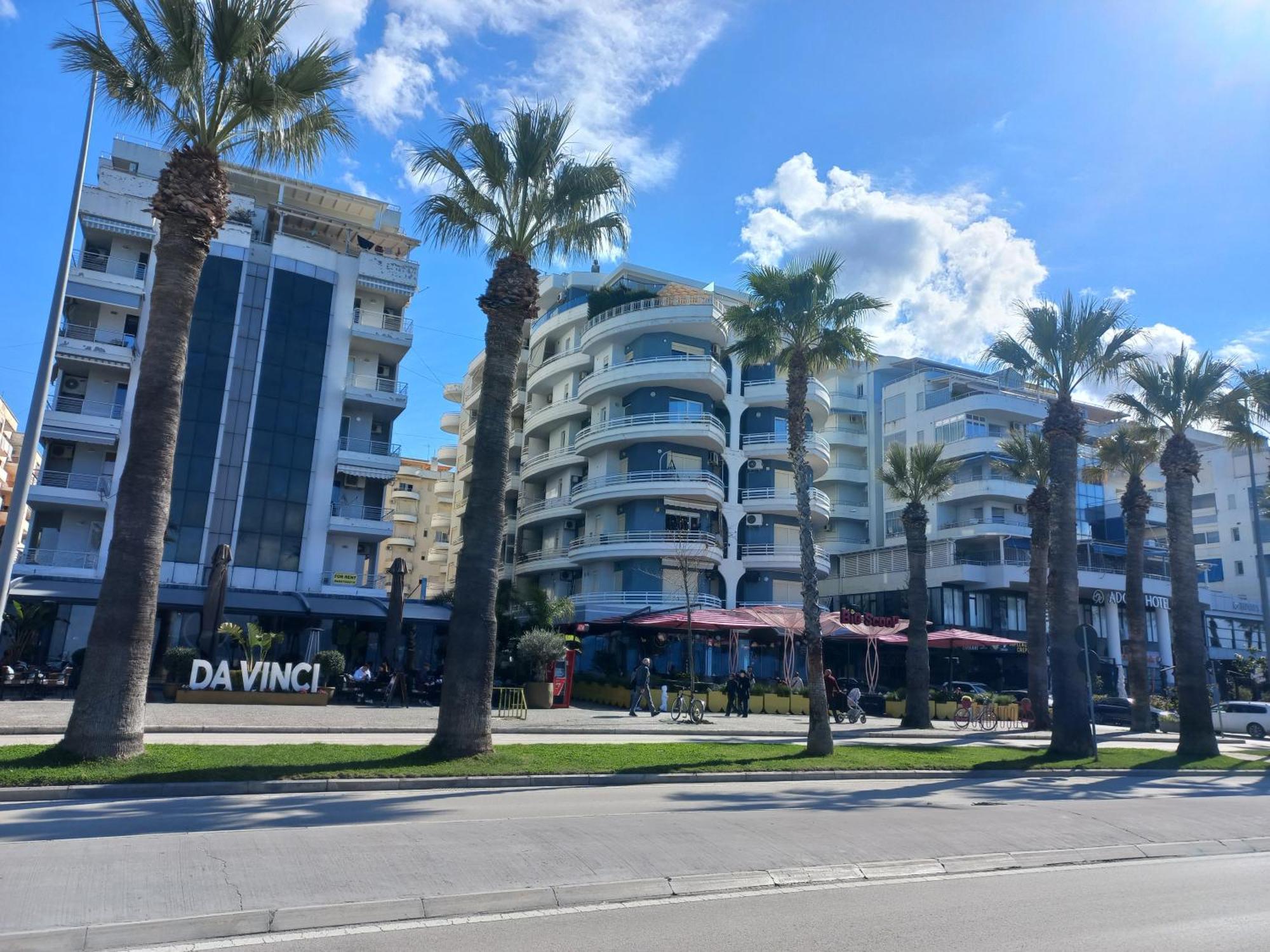 Lungomare Apartament Sea View Влёра Номер фото